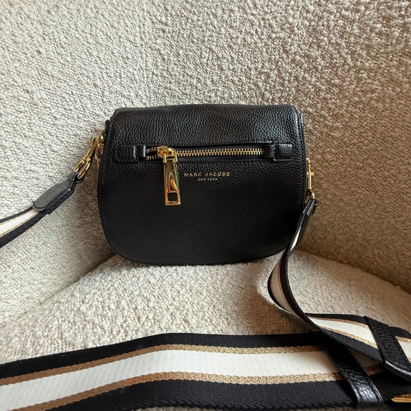 Marc Jacobs  Crossbody Leather Saddle Bag - Picture 6 of 10